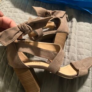 Lauren Conrad sandals